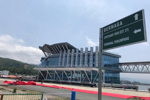 Jokowi Meresmikan Pelabuhan Sibolga